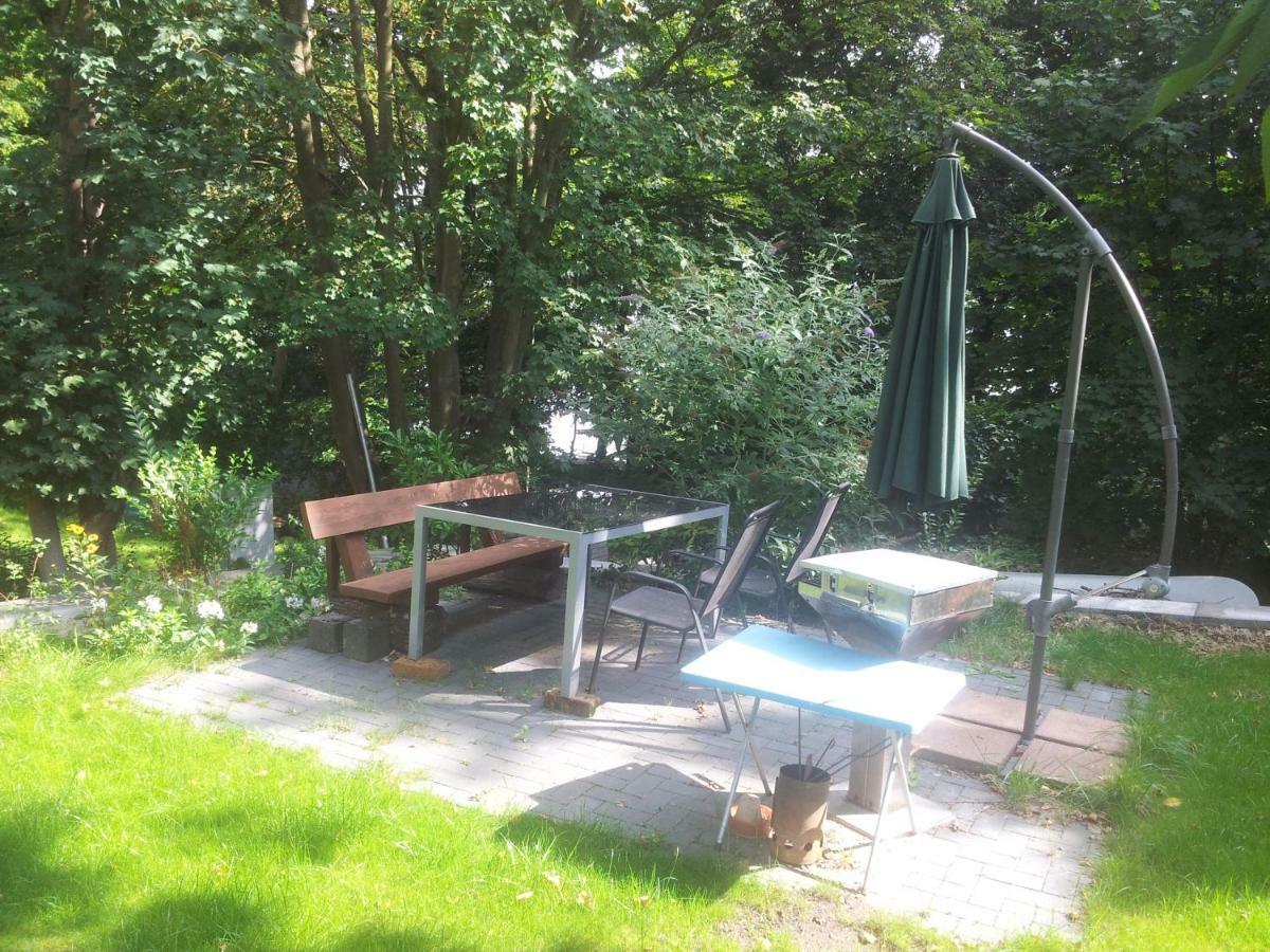 Fewo 2 Ferienwohnung Waren Mueritz - Haus Buchen Am Tiefwarensee - 2 Zi Eksteriør bilde